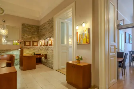 Albérlet, kiadó téglalakás, Budapest, VI. kerület 2+2 szoba 82 m² 450 E Ft/hó
