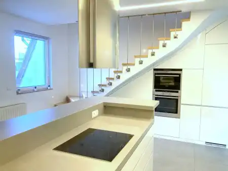 Albérlet, kiadó téglalakás, Budapest, VI. kerület
