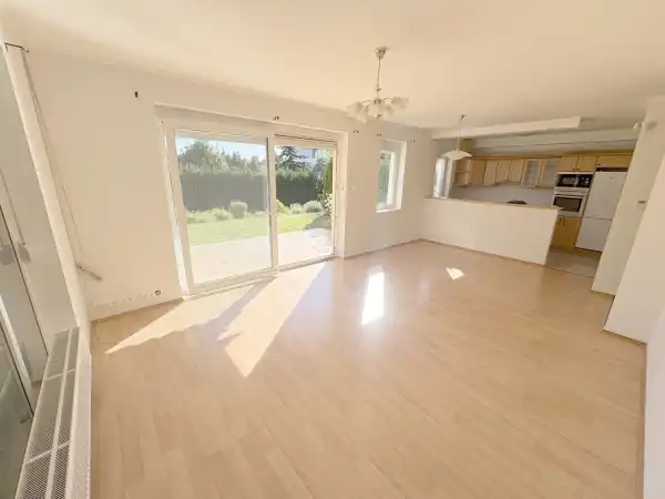 Albérlet, kiadó téglalakás, Budapest, XI. kerület 4 szoba 100 m² 450 E Ft/hó