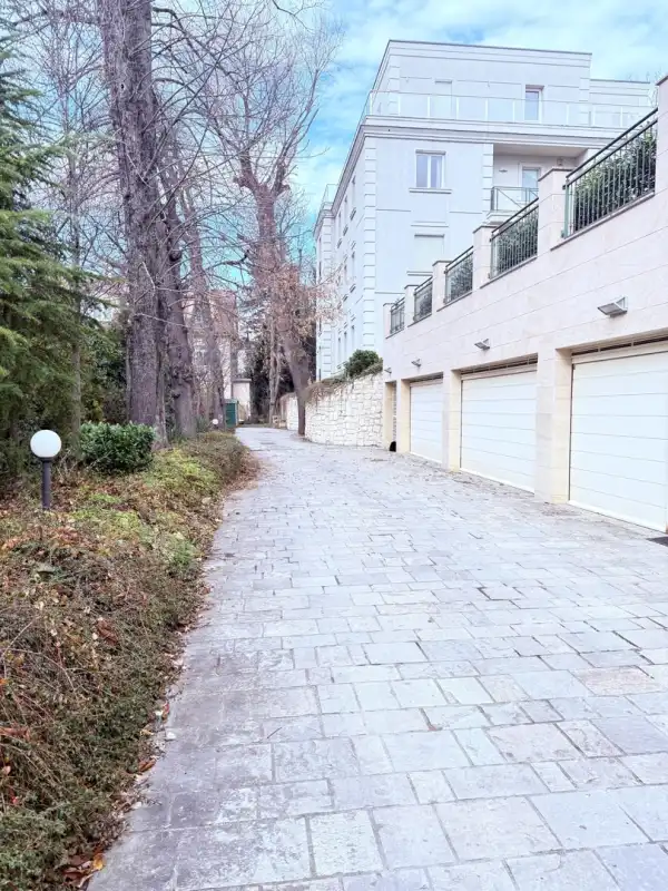 Albérlet, kiadó téglalakás, Budapest, XI. kerület 5 szoba 180 m² 262.08 M Ft/hó