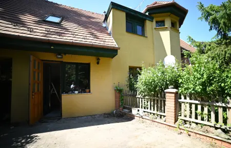 Albérlet, kiadó téglalakás, Budapest, XII. kerület 3 szoba 122 m² 400 E Ft/hó