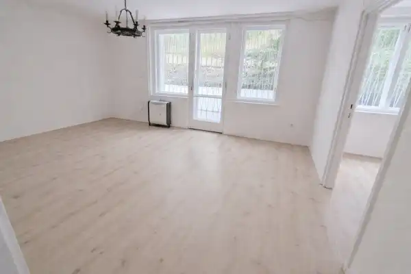 Albérlet, kiadó téglalakás, Budapest, XII. kerület 3 szoba 80 m² 280 E Ft/hó