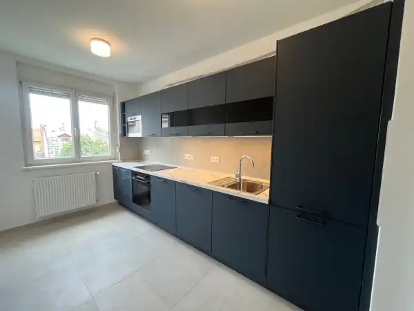 Albérlet, kiadó téglalakás, Budapest, XII. kerület 4 szoba 110 m² 670 E Ft/hó