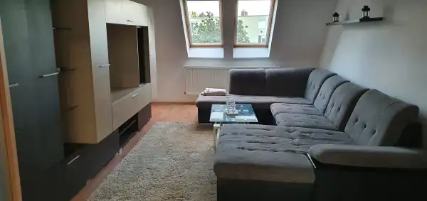 Albérlet, kiadó téglalakás, Eger 3 szoba 75 m² 250 E Ft/hó