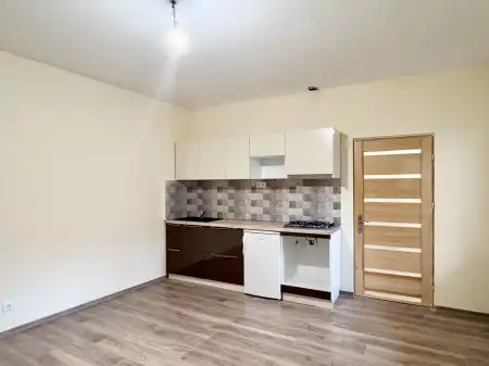 Albérlet, kiadó téglalakás, Eger 3 szoba 55 m² 180 E Ft/hó