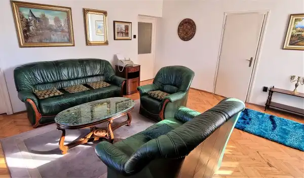 Albérlet, kiadó téglalakás, Győr 3 szoba 85 m² 220 E Ft/hó