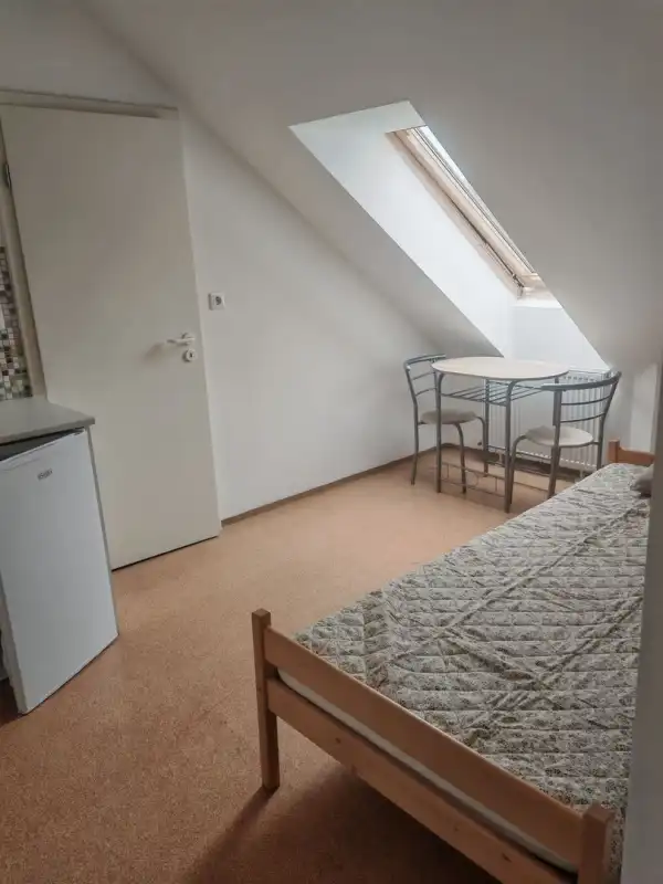 Albérlet, kiadó téglalakás, Győr 1 szoba 14 m² 126 E Ft/hó + Áfa