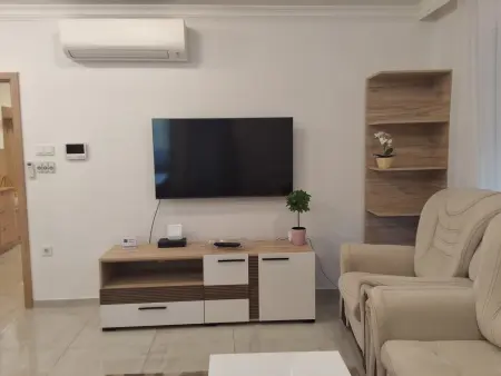 Albérlet, kiadó téglalakás, Hajdúböszörmény 3 szoba 75 m² 350 E Ft/hó