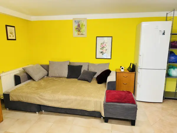 Albérlet, kiadó téglalakás, Nagykovácsi 2 szoba 70 m² 348 E Ft/hó
