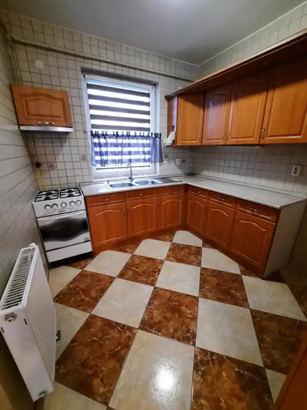 Albérlet, kiadó téglalakás, Nyíregyháza 1+1 szoba 42 m² 120 E Ft/hó