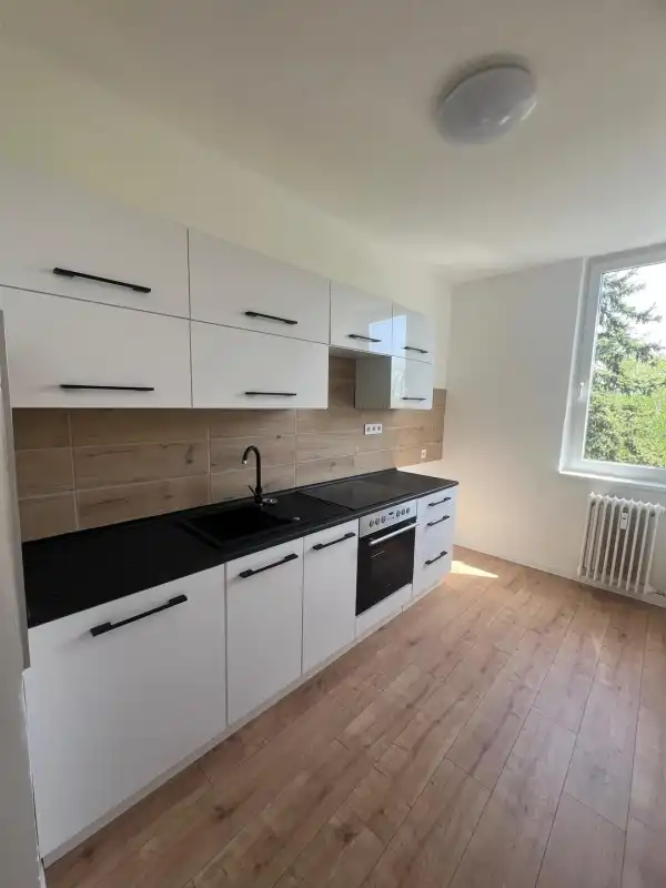 Albérlet, kiadó téglalakás, Oroszlány 2 szoba 50 m² 160 E Ft/hó