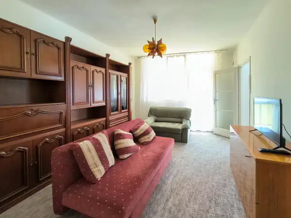 Albérlet, kiadó téglalakás, Paks 2+1 szoba 55 m² 175 E Ft/hó