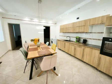 Albérlet, kiadó téglalakás, Paks 2+1 szoba 56 m² 150 E Ft/hó