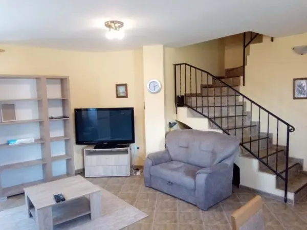 Albérlet, kiadó téglalakás, Paks 2 szoba 65 m² 240 E Ft/hó