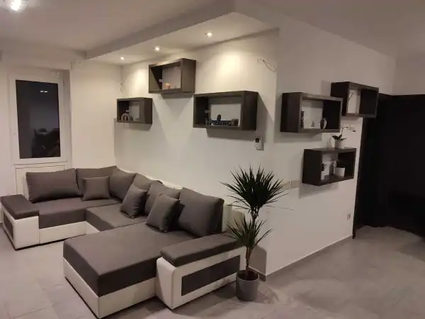 Albérlet, kiadó téglalakás, Paks 3 szoba 77 m² 350 E Ft/hó