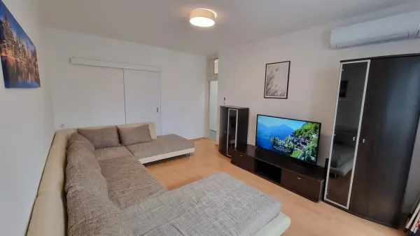 Albérlet, kiadó téglalakás, Paks 2 szoba 51 m² 200 E Ft/hó