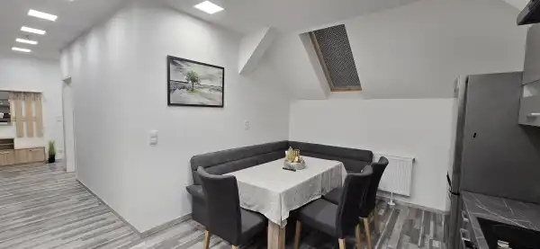 Albérlet, kiadó téglalakás, Paks 3 szoba 70 m² 300 E Ft/hó