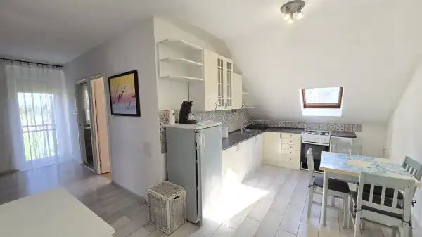 Albérlet, kiadó téglalakás, Paks 2+1 szoba 70 m² 200 E Ft/hó