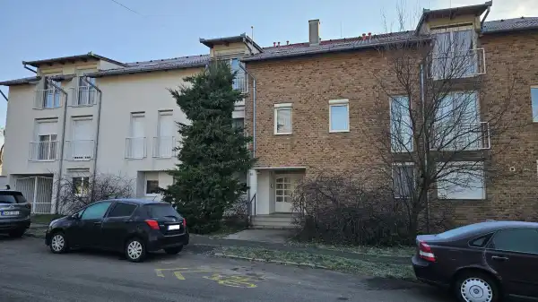 Albérlet, kiadó téglalakás, Pécs 1+1 szoba 44 m² 145 E Ft/hó