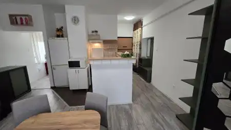 Albérlet, kiadó téglalakás, Pécs