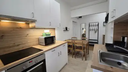 Albérlet, kiadó téglalakás, Pécs 2 szoba 52 m² 180 E Ft/hó