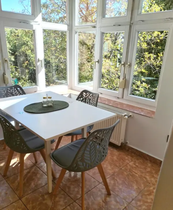 Albérlet, kiadó téglalakás, Pécs 1+1 szoba 52 m² 185 E Ft/hó