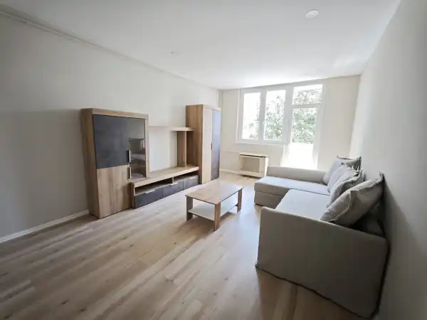 Albérlet, kiadó téglalakás, Szeged 2 szoba 54 m² 190 E Ft/hó