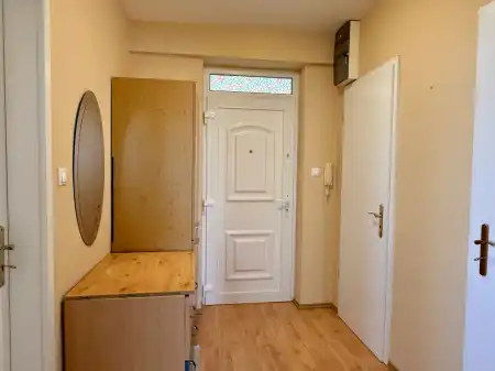 Albérlet, kiadó téglalakás, Székesfehérvár