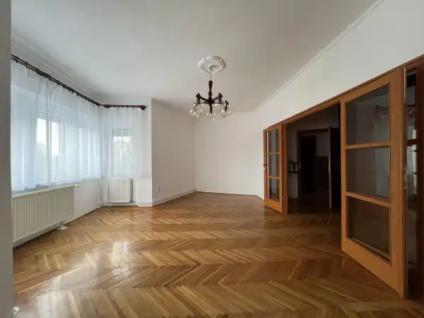 Albérlet, kiadó téglalakás, Székesfehérvár 2 szoba 57 m² 210 E Ft/hó