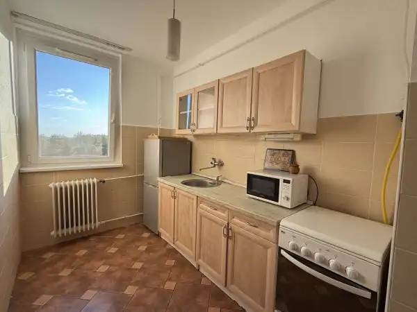 Albérlet, kiadó téglalakás, Székesfehérvár 2 szoba 56 m² 180 E Ft/hó