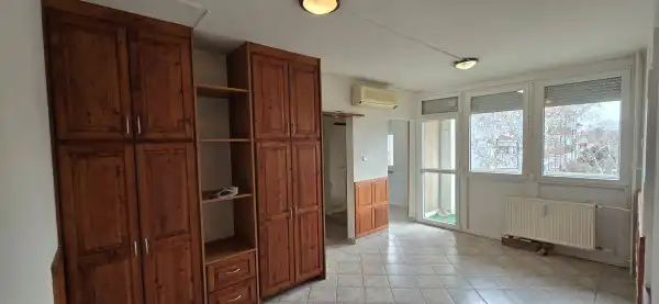 Albérlet, kiadó téglalakás, Szekszárd 3 szoba 60 m² 150 E Ft/hó