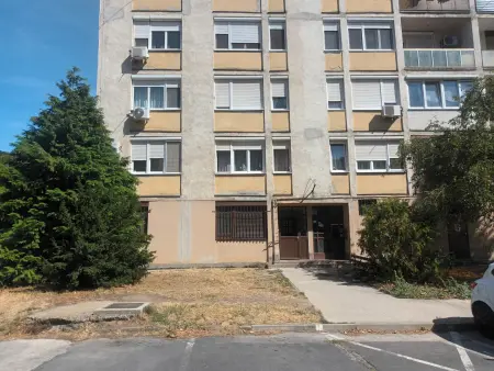 Albérlet, kiadó téglalakás, Tatabánya 1+1 szoba 48 m² 150 E Ft/hó