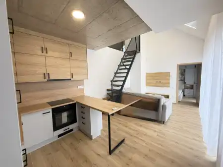 Albérlet, kiadó téglalakás, Vác 2 szoba 45 m² 320 E Ft/hó