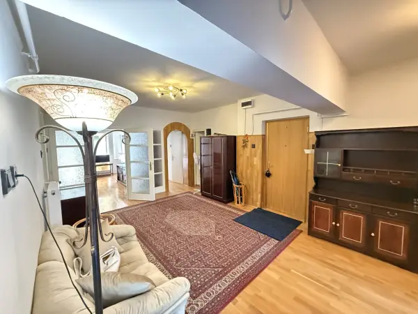 Albérlet, kiadó téglalakás, Vác 3+1 szoba 102 m² 295 E Ft/hó