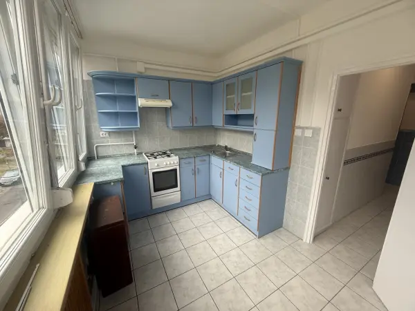 Albérlet, kiadó téglalakás, Vác 2 szoba 56 m² 185 E Ft/hó