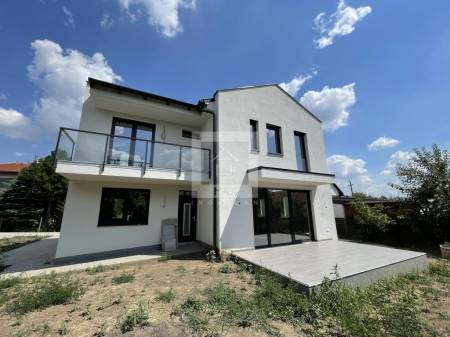 Albérlet, kiadó újépítésű családi ház, Budaörs