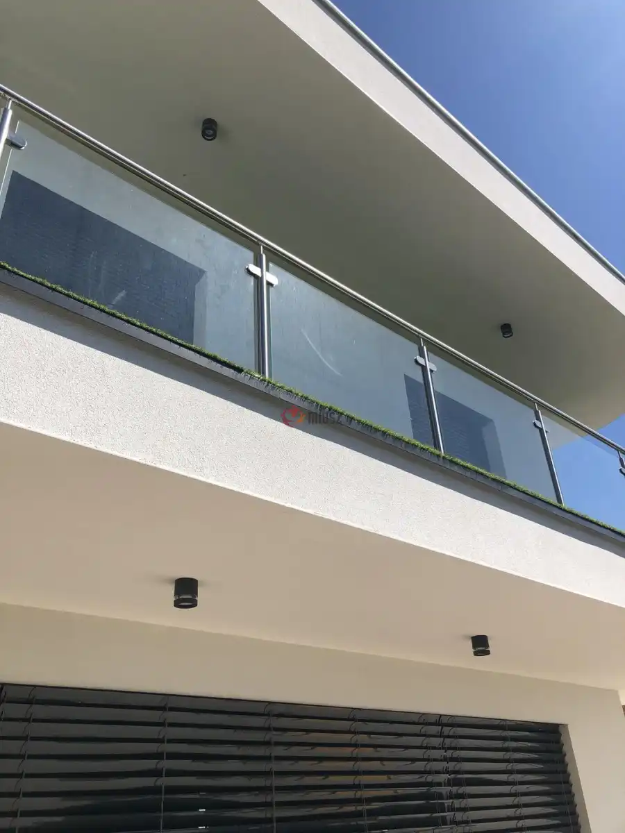 Albérlet, kiadó újszerű családi ház, Budaörs