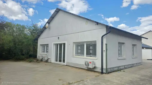 Albérlet, kiadó újszerű házrész, Dunaharaszti 4 szoba 90 m² 340 E Ft/hó + Áfa