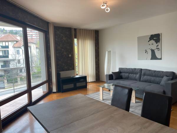 Albérlet, kiadó újszerű téglalakás, Budapest, II. kerület