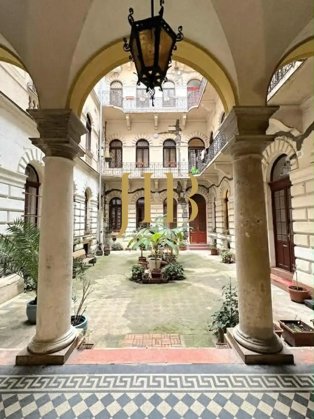 Budapest, VI. kerület - Terézváros (Nagykörúton kívül)