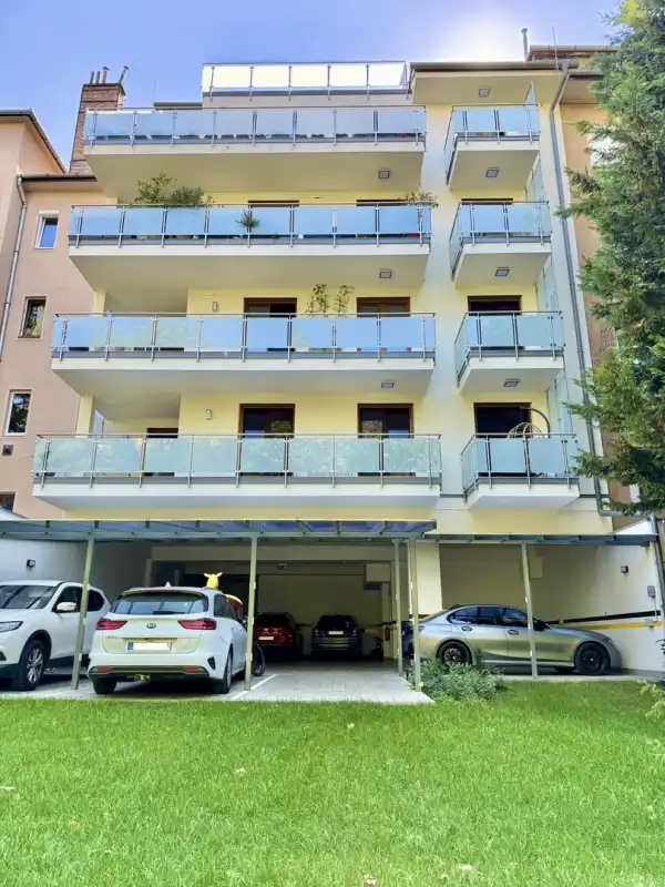 Albérlet, kiadó újszerű téglalakás, Budapest, XI. kerület 3 szoba 80 m² 440 E Ft/hó
