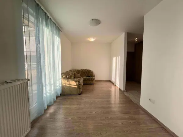 Albérlet, kiadó újszerű téglalakás, Budapest, XIII. kerület 2 szoba 39 m² 250 E Ft/hó