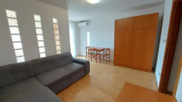 Albérlet, kiadó újszerű téglalakás, Budapest, XIII. kerület 1+1 szoba 35 m² 210 E Ft/hó