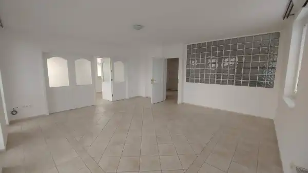Albérlet, kiadó újszerű téglalakás, Budapest, XIV. kerület 3 szoba 78 m² 320 E Ft/hó