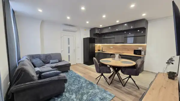 Albérlet, kiadó újszerű téglalakás, Paks 2 szoba 47 m² 270 E Ft/hó